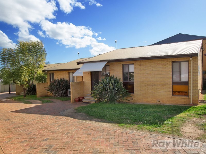 19 Napier Street, Tamworth NSW 2340