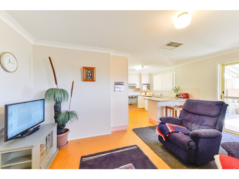 9 Narine Close, Tamworth NSW 2340