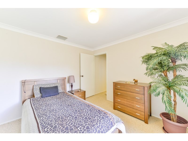 9 Narine Close, Tamworth NSW 2340