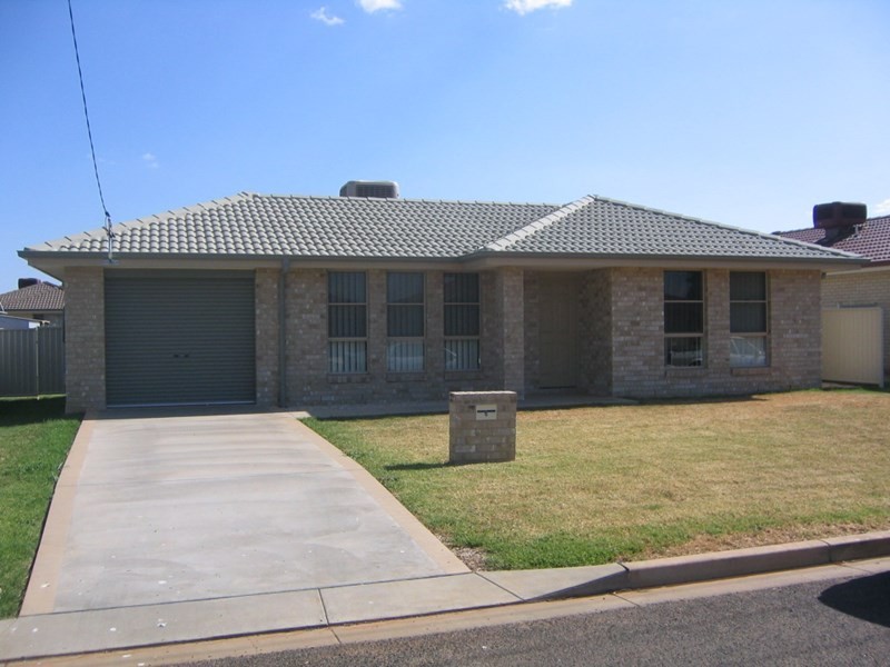 5 Mitchell Street, Tamworth NSW 2340