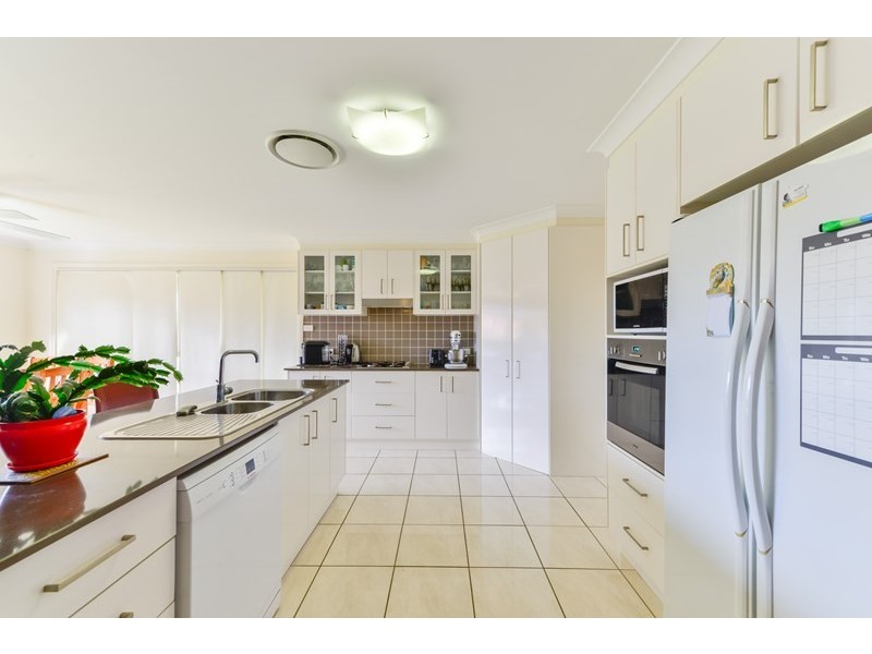 8 Hibiscus Way, Calala NSW 2340