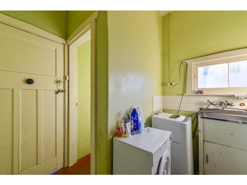 69 Crown Street, Tamworth NSW 2340