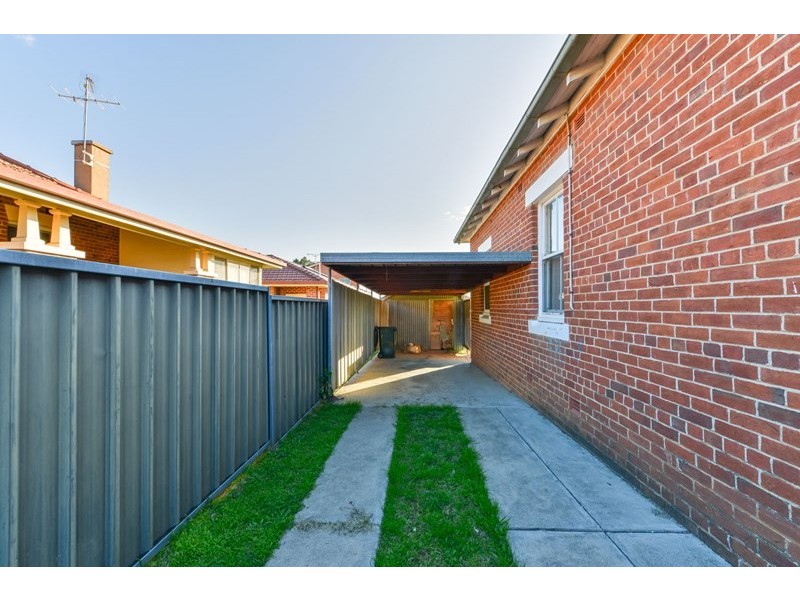 69 Crown Street, Tamworth NSW 2340