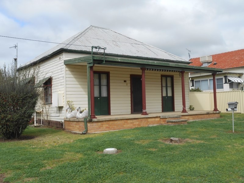 24 Henry Street, Werris Creek NSW 2341