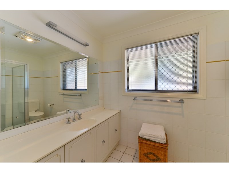 36 Valley Drive, Tamworth NSW 2340