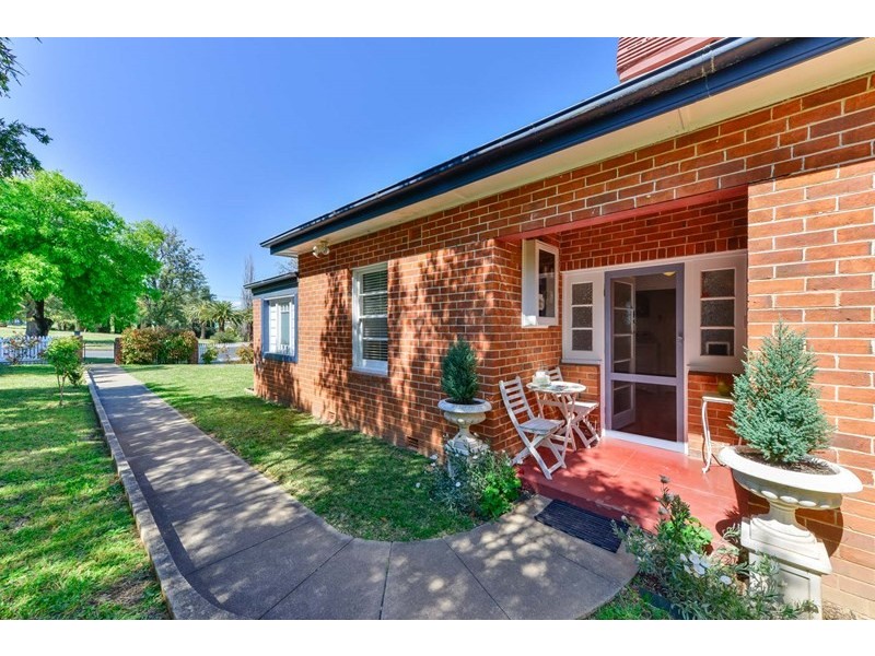 60 Hill Street, Tamworth NSW 2340