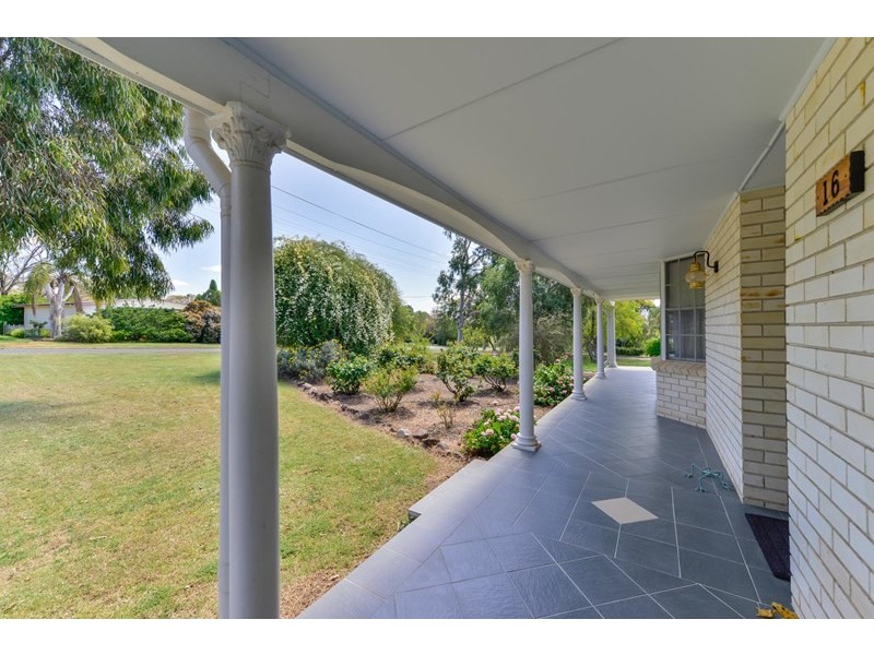 16 Darrell Road, Calala NSW 2340