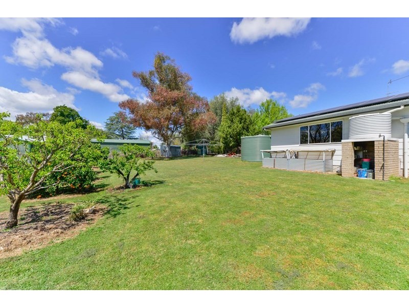 16 Darrell Road, Calala NSW 2340