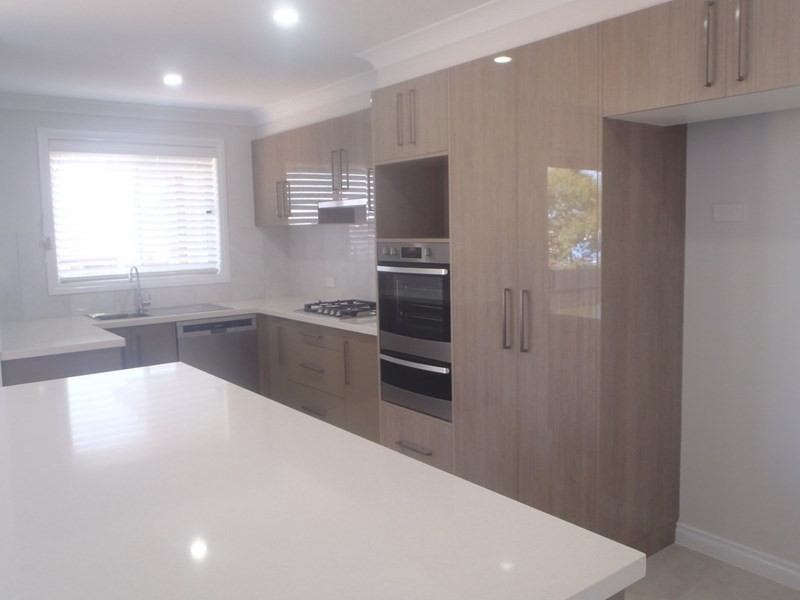 37a Crown Street, Tamworth NSW 2340