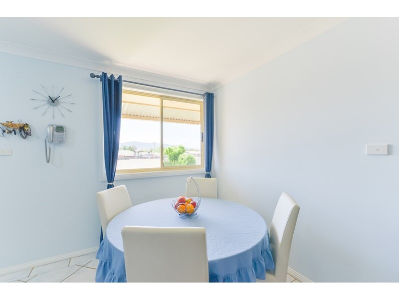 11 Giles Place, Westdale NSW 2340