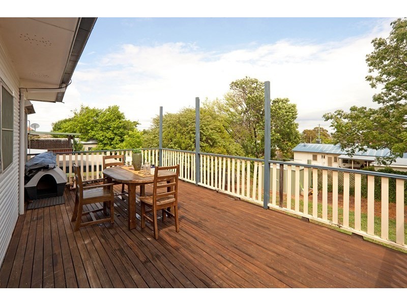 30 Hall Street, Tamworth NSW 2340