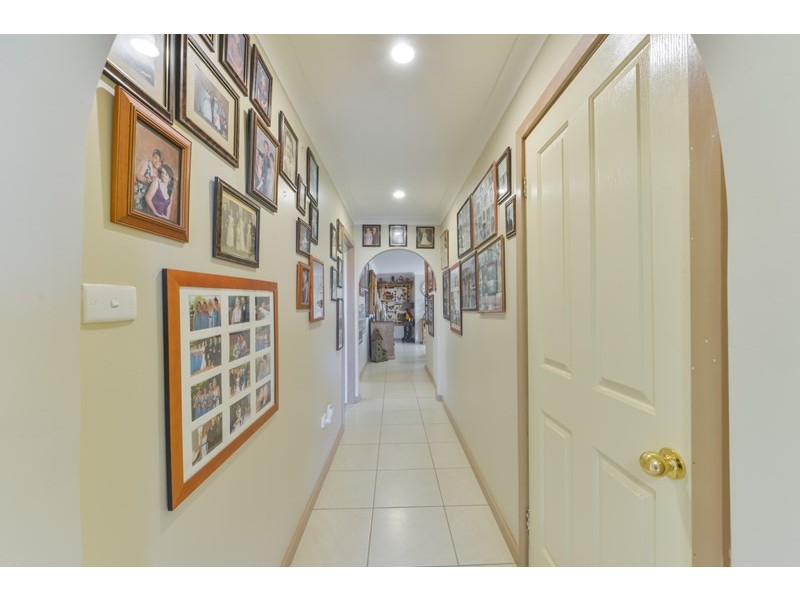 15 Somerset Place, Tamworth NSW 2340