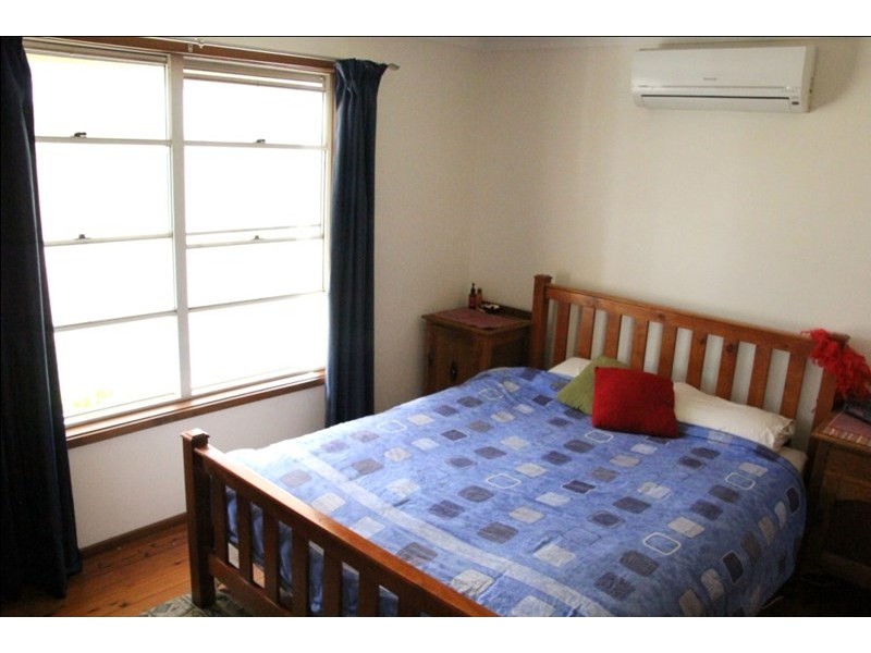 8 Wright Street, Tamworth NSW 2340