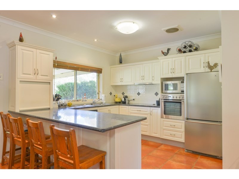 82 Elizabeth Drive, Tamworth NSW 2340