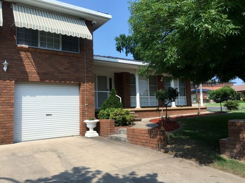 35 Camira Crescent, Tamworth NSW 2340