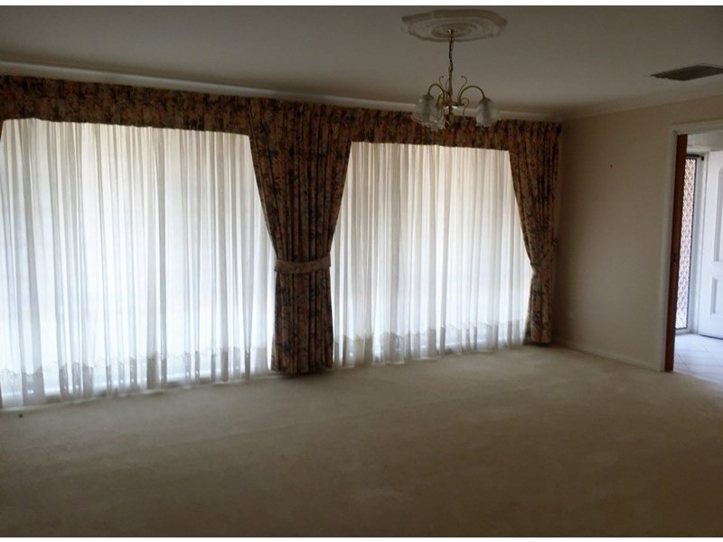 35 Camira Crescent, Tamworth NSW 2340