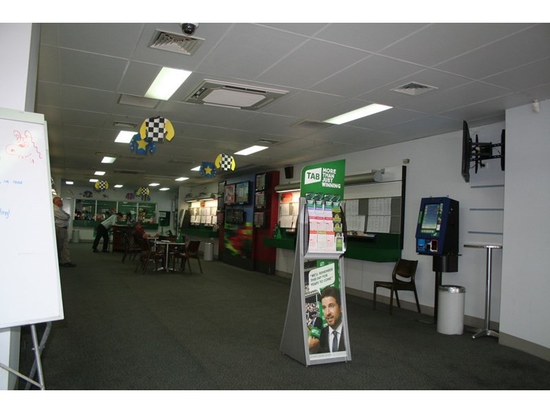 247 Peel Street, Tamworth NSW 2340