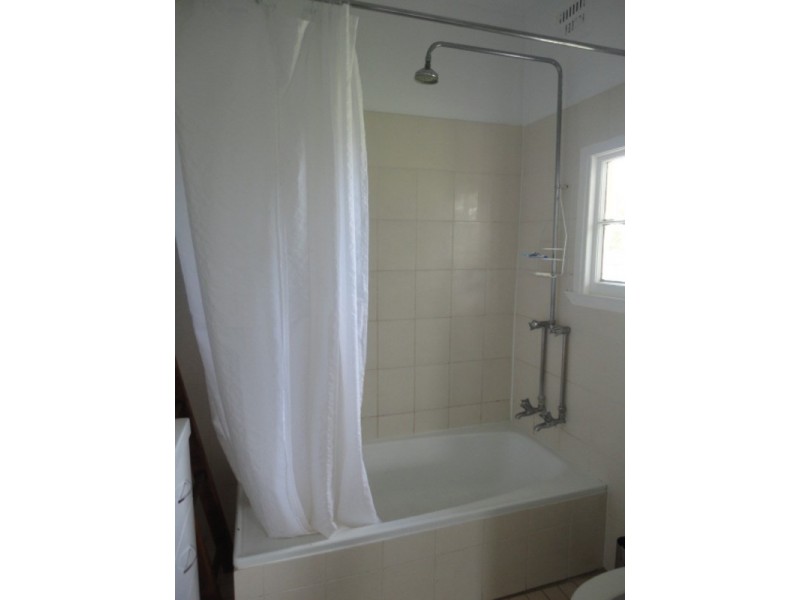 159 Carthage Street, Tamworth NSW 2340