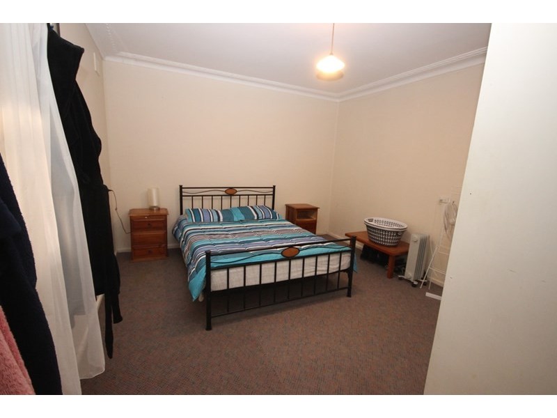 2 Begonia Street, Tamworth NSW 2340