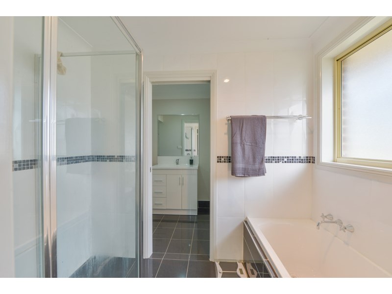 38 Marathon Street, Tamworth NSW 2340