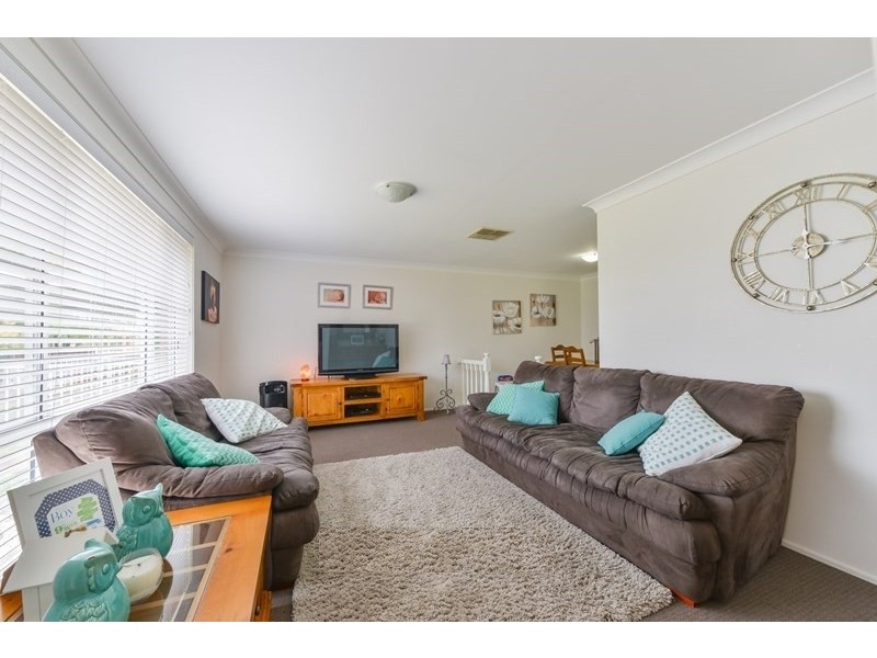 36 Dibar Drive, Tamworth NSW 2340