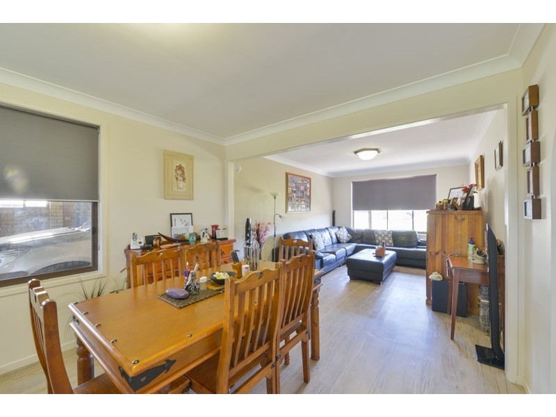 19 Johns Drive, Kootingal NSW 2352