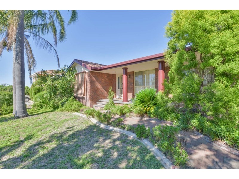 112 Edward Street, Tamworth NSW 2340