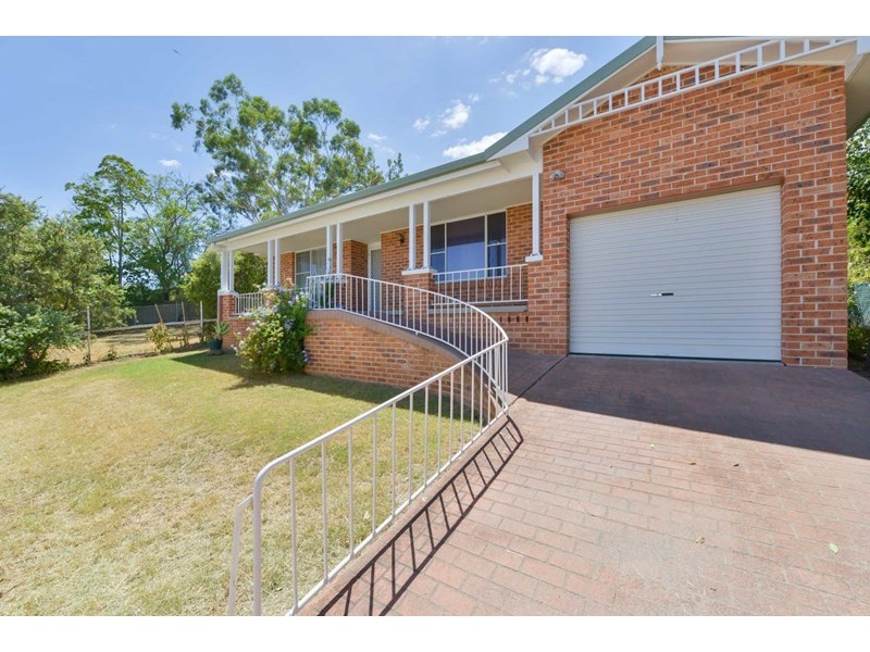 154 Belmore Street, Tamworth NSW 2340