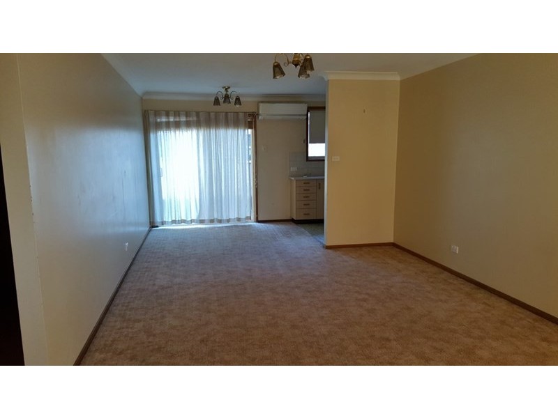 1/82 Crown Street, Tamworth NSW 2340