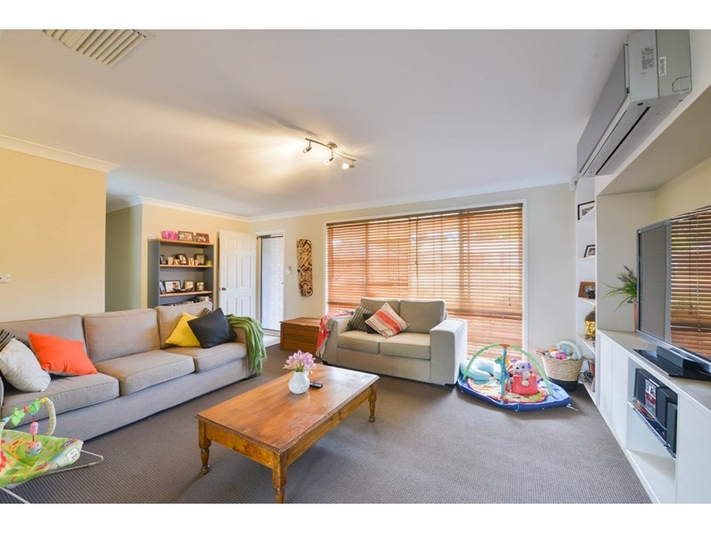 51 Glengarvin Drive, Tamworth NSW 2340