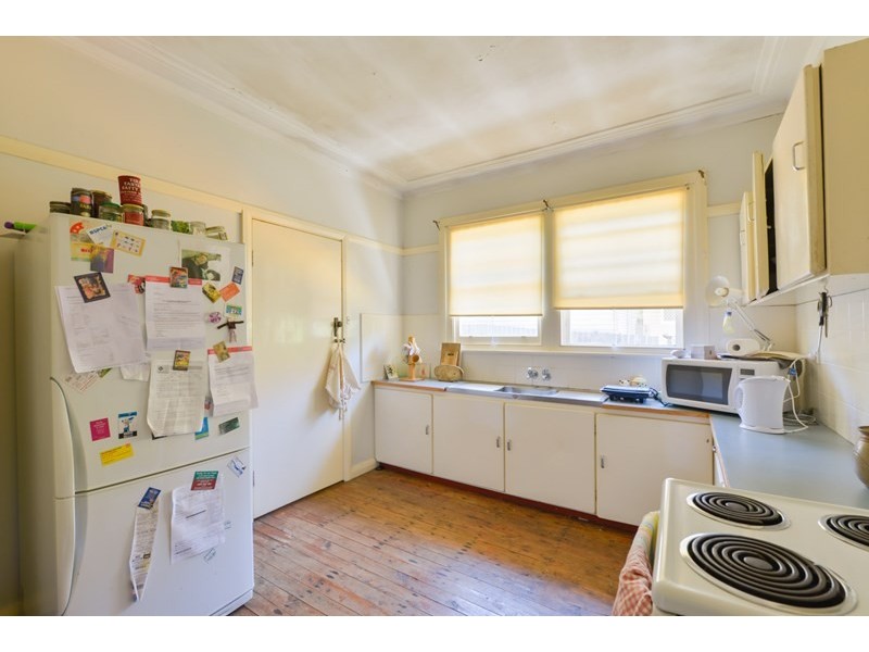 160 and 160A North Street, Tamworth NSW 2340