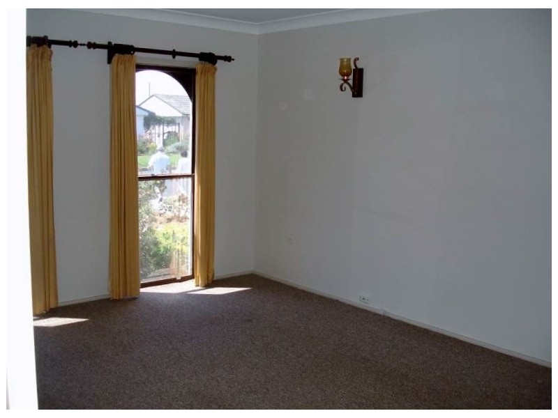 34 Kurrawan Street, Tamworth NSW 2340