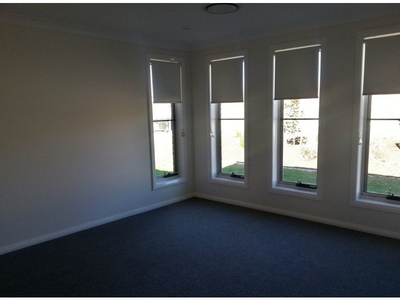 13 Currawong Street, Tamworth NSW 2340