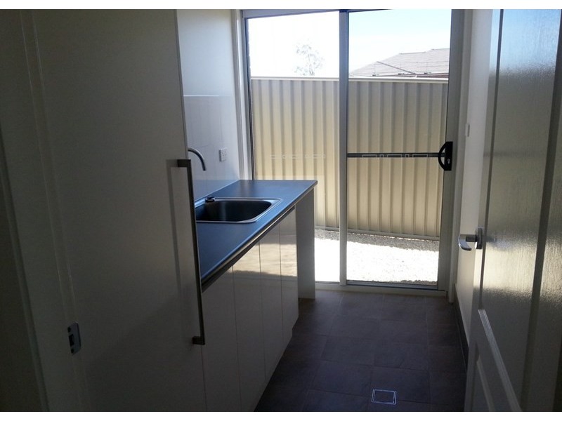 13 Currawong Street, Tamworth NSW 2340