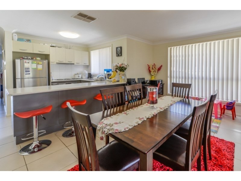 7 Sippel Close, Tamworth NSW 2340