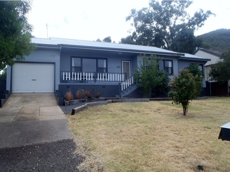 2 Rosedale Avenue, Tamworth NSW 2340