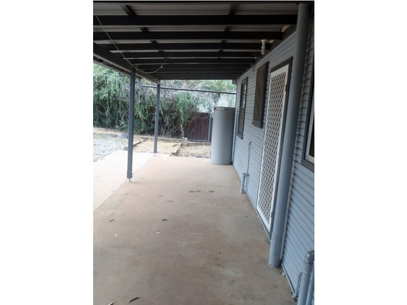 2 Rosedale Avenue, Tamworth NSW 2340