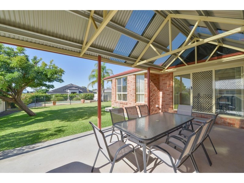 23 The Retreat, Tamworth NSW 2340