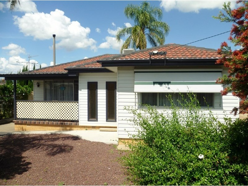 4 Ridge Street, Tamworth NSW 2340