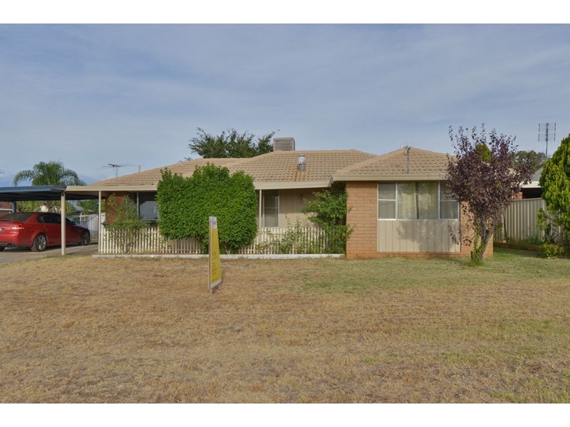 11 Campbell Road, Calala NSW 2340