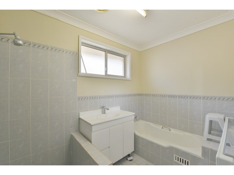 11 Campbell Road, Calala NSW 2340