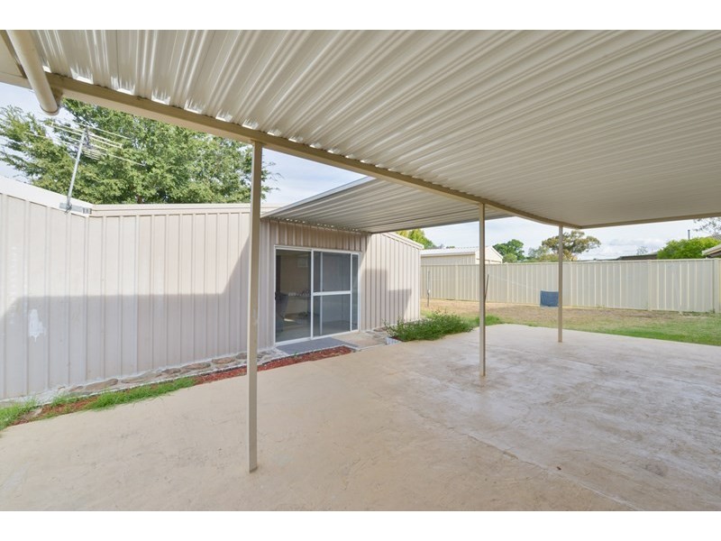 11 Campbell Road, Calala NSW 2340