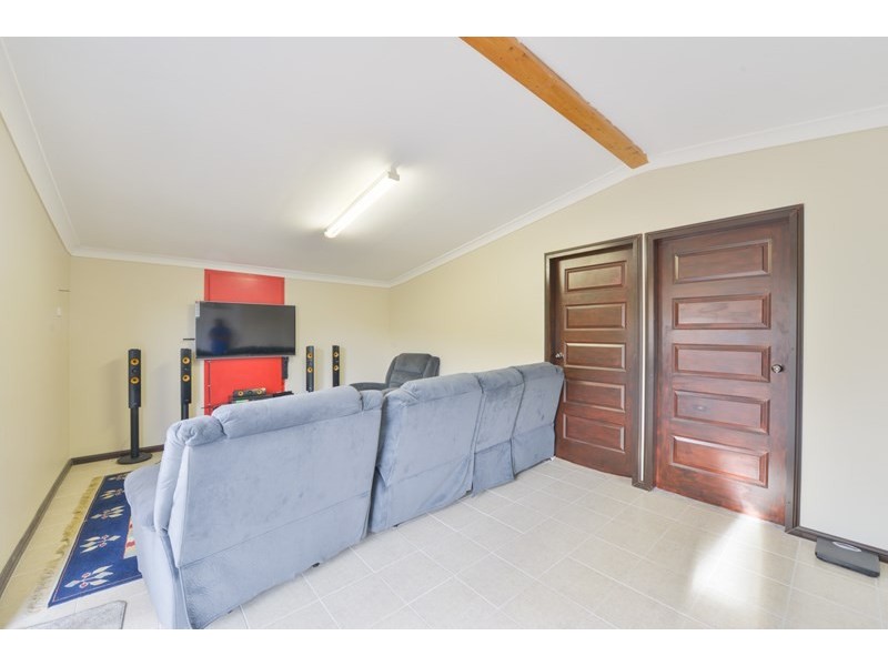 11 Campbell Road, Calala NSW 2340