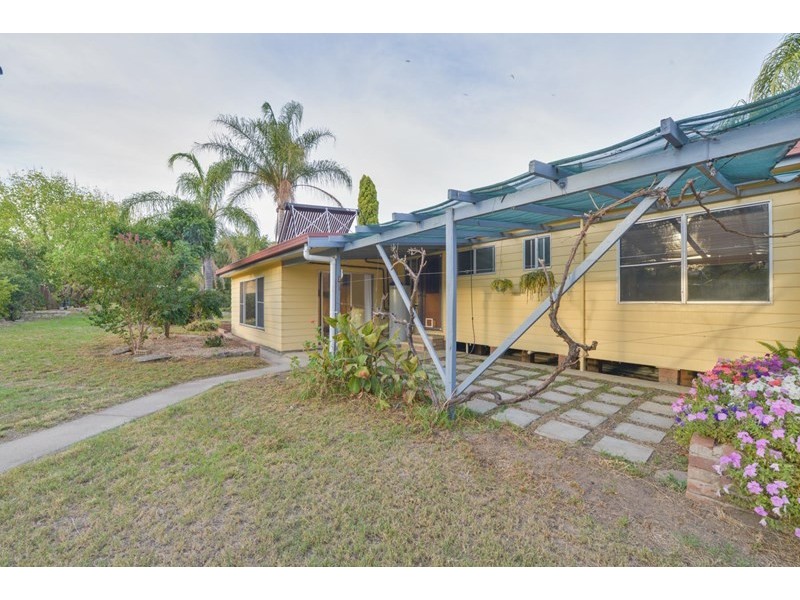 17 Carole Drive, Kootingal NSW 2352