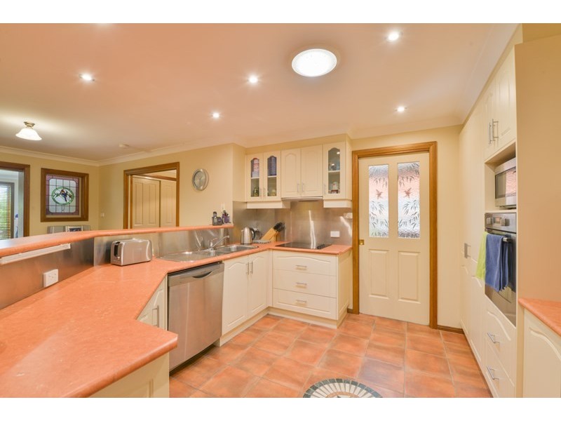 21 Warburton Drive, Westdale NSW 2340