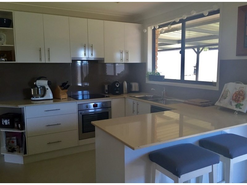 75 Harrier Parade, Tamworth NSW 2340