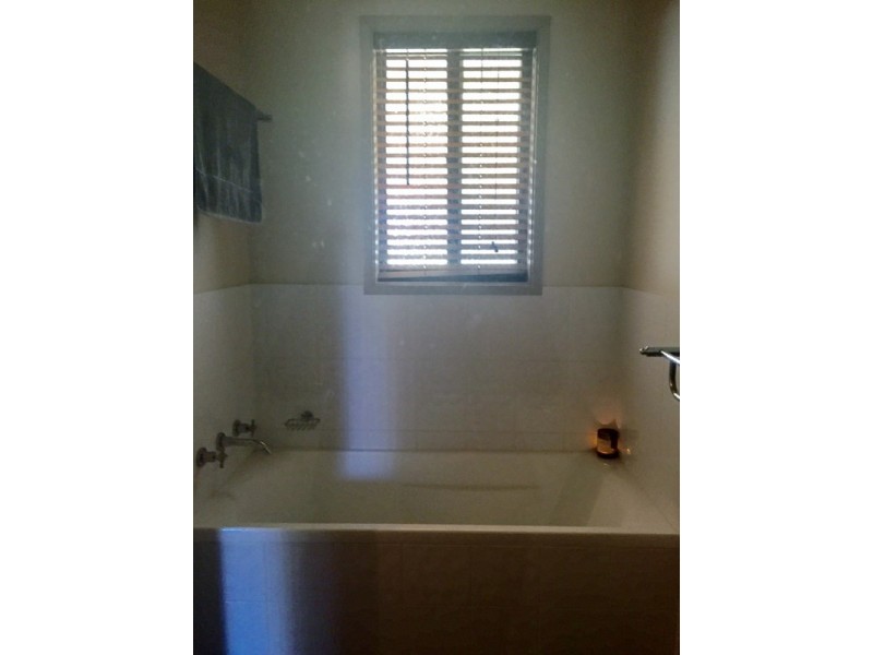 75 Harrier Parade, Tamworth NSW 2340