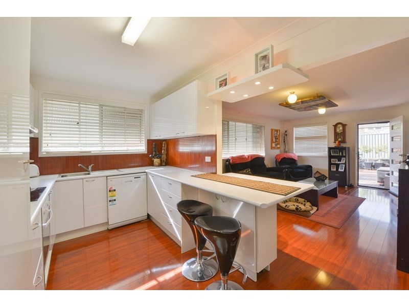 2/168 Carthage Street, Tamworth NSW 2340