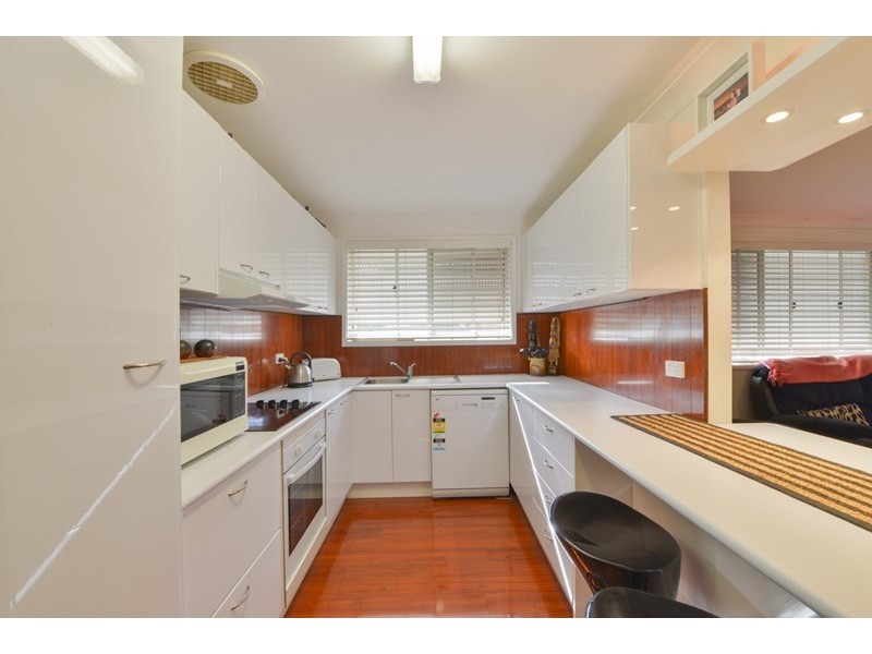 2/168 Carthage Street, Tamworth NSW 2340