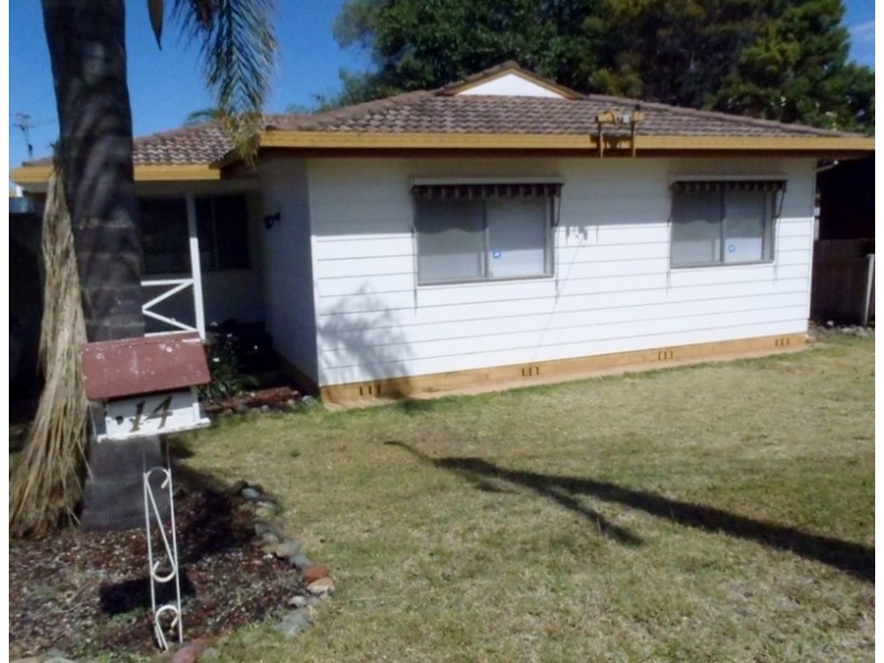 14 Milburn Road, Tamworth NSW 2340